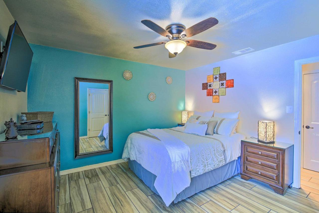San Antonio Oasis With Hot Tub, Pool And Outdoor Bar! Vila Exterior foto