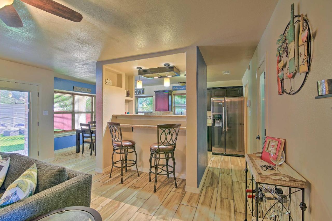 San Antonio Oasis With Hot Tub, Pool And Outdoor Bar! Vila Exterior foto